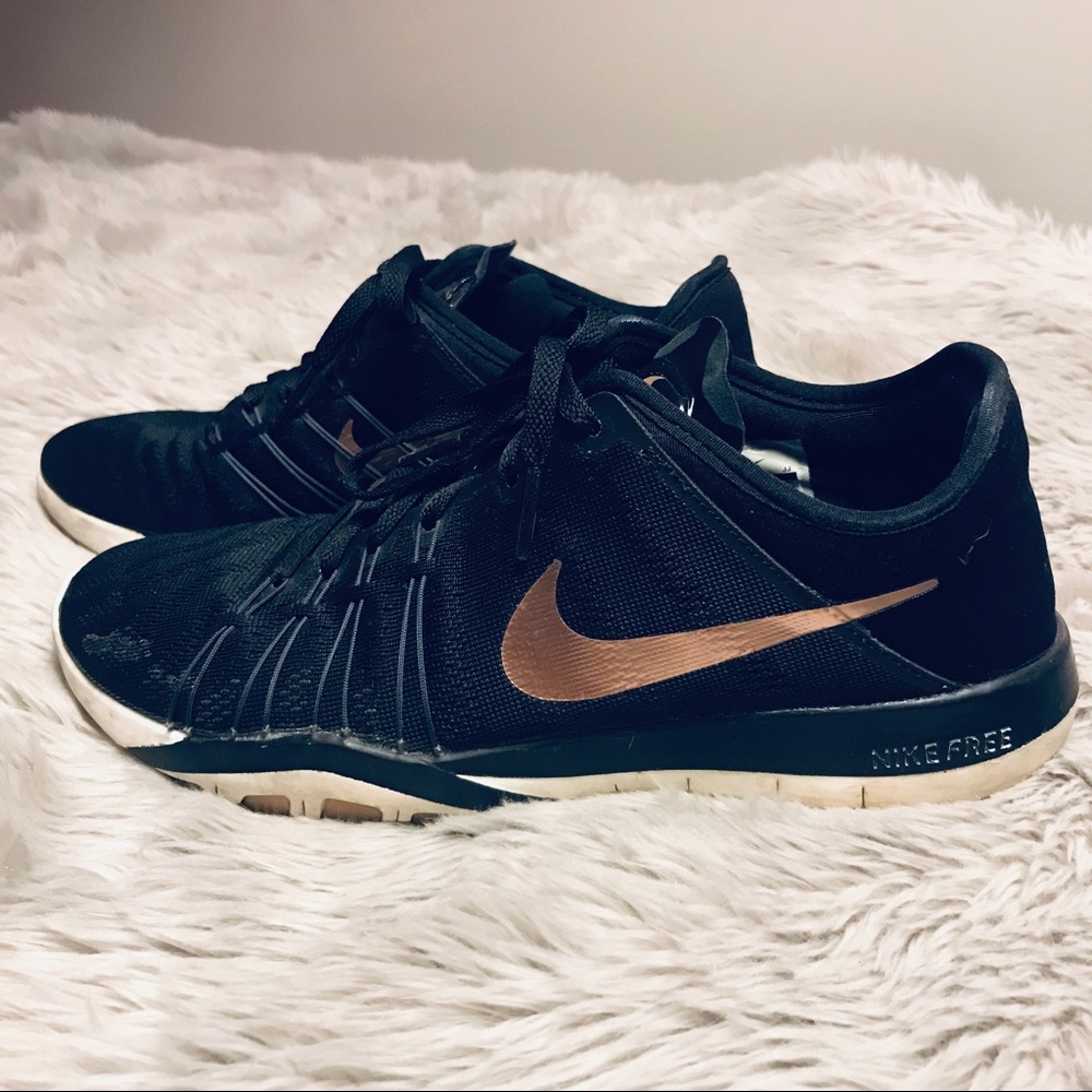 Nike Free TR 6 - Black and Rose Gold